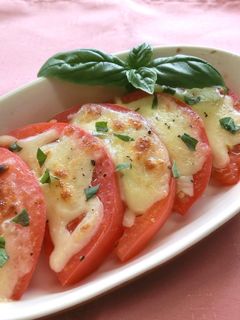 バジルトマトのチーズ焼き-レシピのメイン写真