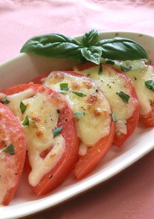 バジルトマトのチーズ焼き-レシピのメイン写真