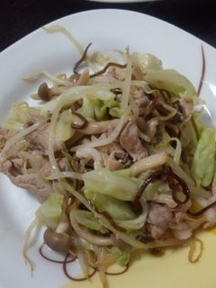☆キャベツと豚肉の塩昆布炒め☆-レシピのメイン写真