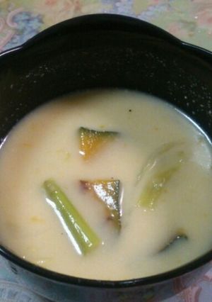 ミルク入り 夏野菜のまろやか味噌汁-レシピのメイン写真