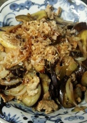 ナスと玉ねぎ炒め(豚肉入り)-レシピのメイン写真
