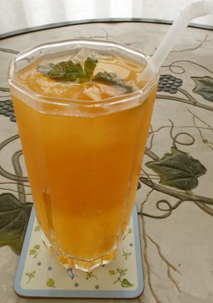桃缶で☀カフェ風ピーチティーソーダ-レシピのメイン写真