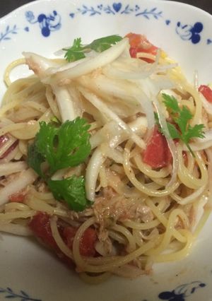 ツナとトマトの冷製パスタ ➕パクチー-レシピのメイン写真