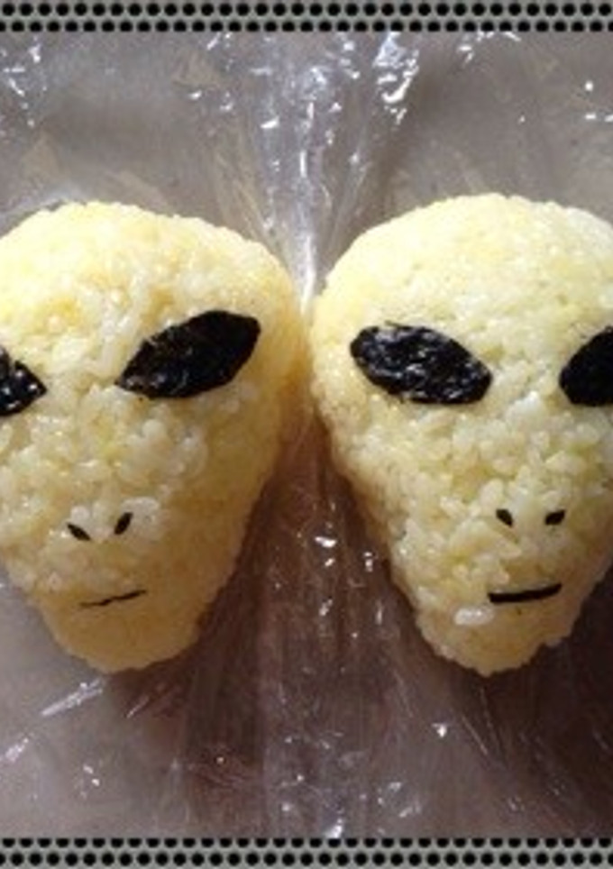 【簡単】キャラ弁 おにぎり 宇宙人-レシピのメイン写真
