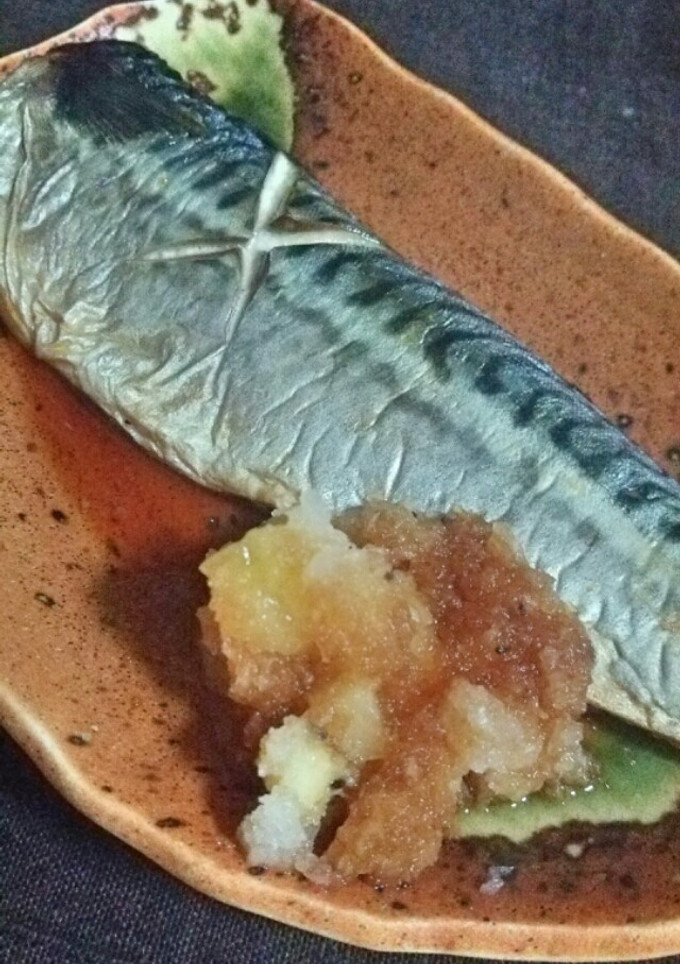 さばの塩焼き ｷｳｲ大根おろし添え-レシピのメイン写真