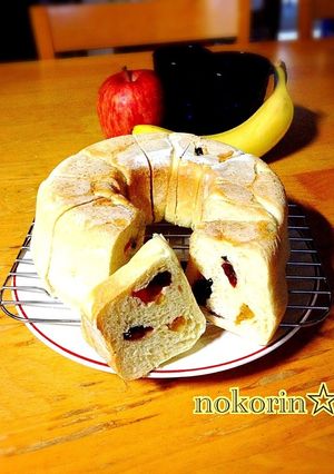 南部鉄鍋で焼くパン ドライフルーツ-レシピのメイン写真