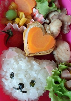 キャラ弁　キティちゃんのお友達くまちゃん-レシピのメイン写真