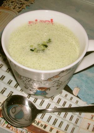 ズッキーニとワサビのヨーグルトスープ-レシピのメイン写真