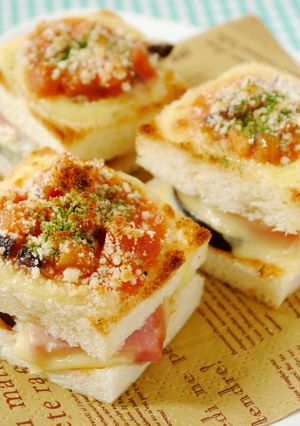 食パンのミルフィーユ・ピッツァ仕立て-レシピのメイン写真