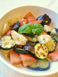 グリルチキンと彩り野菜のサラダ-レシピのメイン写真
