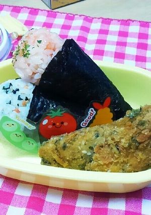 幼児食、つかみ食べに♪アイス型おにぎり-レシピのメイン写真