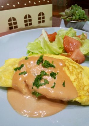 エビピラフでオムライス　オーロラソースで-レシピのメイン写真