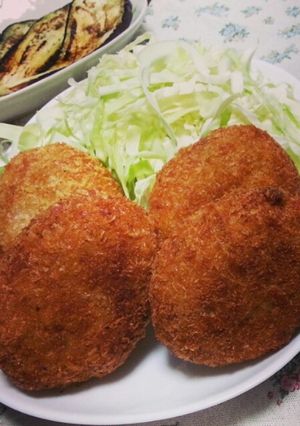 ﾁｰｽﾞ入りﾐｰﾄｺﾛｯｹ-レシピのメイン写真