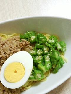 暑い日に♡スタミナつけよう!肉味噌麺-レシピのメイン写真