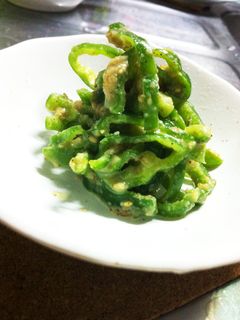 ピーマンで胡麻和え-レシピのメイン写真