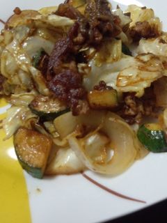 キャベツと牛肉とズッキーニのカレー炒め☆-レシピのメイン写真