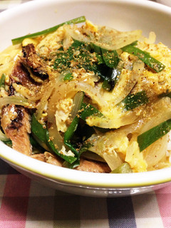 さんまの蒲焼き缶de卵とじ丼-レシピのメイン写真