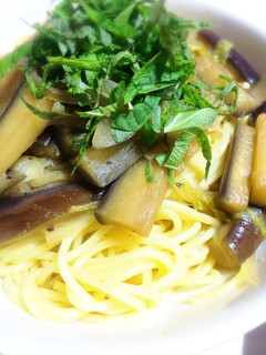 茄子とレタスの和風パスタ-レシピのメイン写真