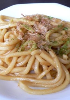私は醤油派！焼きうどん-レシピのメイン写真