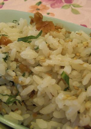 【夏のお弁当に】梅しそ混ぜご飯-レシピのメイン写真