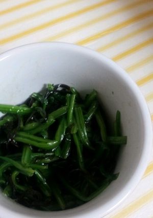 簡単★ほうれん草と塩昆布のﾅﾑﾙ-レシピのメイン写真