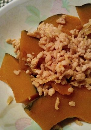 お肉たっぷりで主菜に♪南瓜のそぼろ煮-レシピのメイン写真