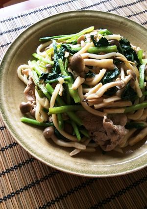 豚肉と小松菜の焼きうどん-レシピのメイン写真