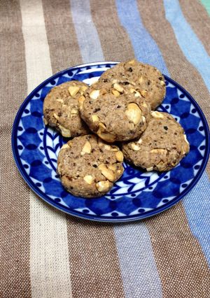 白砂糖、卵、バター不使用。ナッツクッキー-レシピのメイン写真