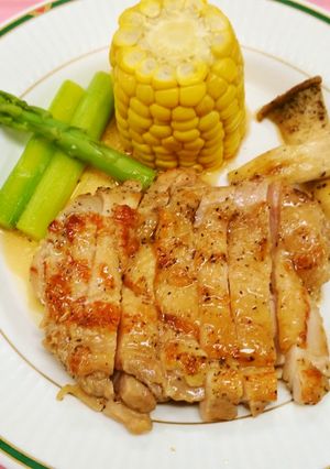 チキンソテーの焼き方♪　ファイヤー-レシピのメイン写真