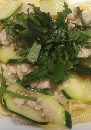さっさと塩鶏とズッキーニのパスタ-レシピのメイン写真