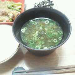 รูปของ しっかり出汁の風味がする手抜きみそ汁
