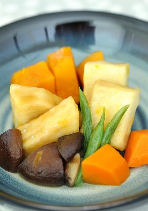 高野豆腐揚げ焼き煮とお野菜の盛り合わせ-レシピのメイン写真