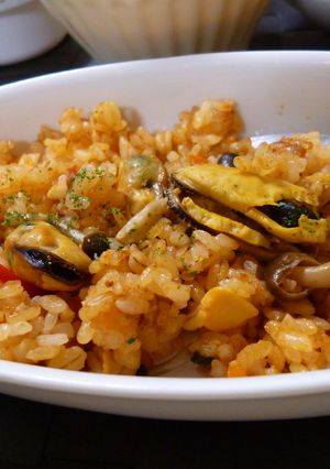 パエリアみたいな炊き込みご飯-レシピのメイン写真