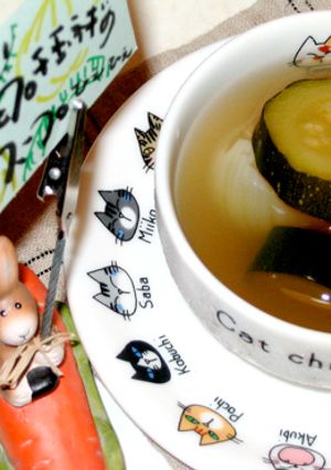 ズッキーニとプチ玉ねぎの冷たいスープ-レシピのメイン写真