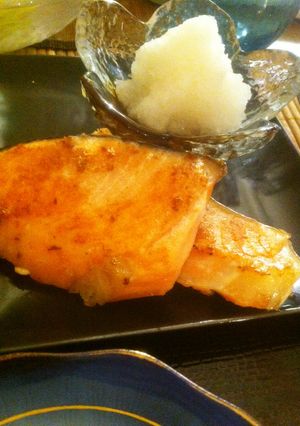 簡単☆フライパンで鮭の酒蒸し焼き-レシピのメイン写真