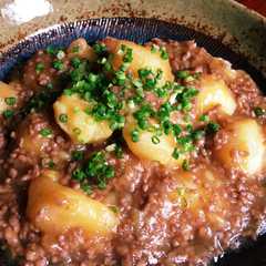 รูปของ ジャガイモとひき肉のあんかけ煮