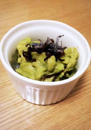 簡単！塩昆布、ごま油でアボガドディップ-レシピのメイン写真