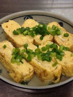 簡単♪お出汁たっぷりだし巻き玉子-レシピのメイン写真