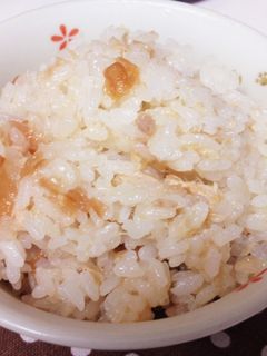 ☆簡単☆ツナと梅の炊き込みご飯-レシピのメイン写真