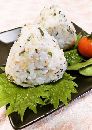 塩レモンと大葉のおにぎり♪-レシピのメイン写真