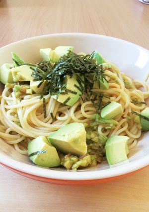 簡単！アボカドとなめ茸のさっぱりパスタ-レシピのメイン写真