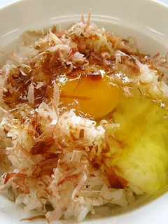 卵かけご飯+鰹節+オリーブオイル-レシピのメイン写真
