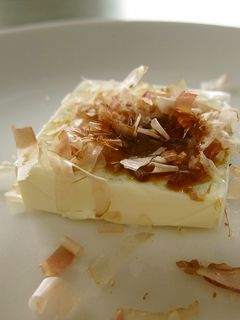 クリームチーズ+鰹節+醤油-レシピのメイン写真