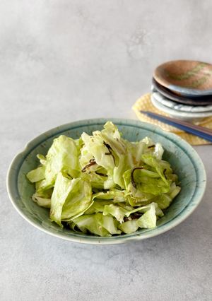 【ポリ袋で簡単】やみつき塩麹キャベツ-レシピのメイン写真