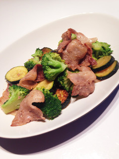 豚肉とズッキーニの塩炒め-レシピのメイン写真
