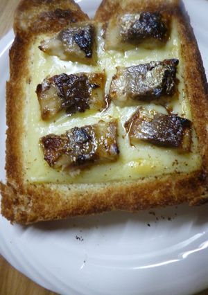 さんしょう風味のいわしとチーズのトースト-レシピのメイン写真