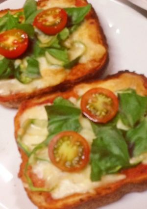 全粒粉パンでピザトースト-レシピのメイン写真