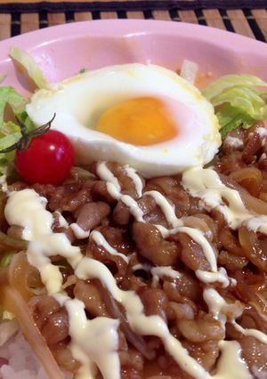 ランチプレートに♪ カフェ風な照り豚丼☆-レシピのメイン写真