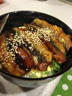 最近ハマってます♡イワシの蒲焼き丼-レシピのメイン写真