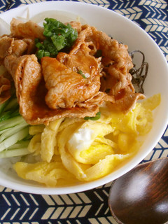 ビビンバ風のっけ丼-レシピのメイン写真